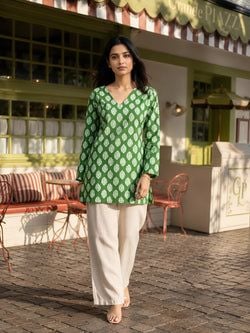 Color – Green