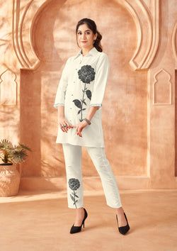 Style – Black Rose