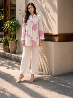 Color – Beige & Pink