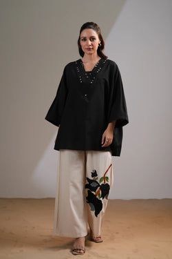 Color – Black