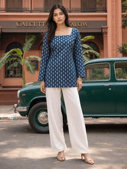 Color – Dark Blue
