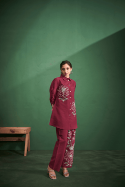 Style – Maroon