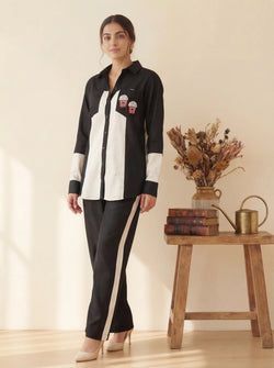 Color – Black & Cream
