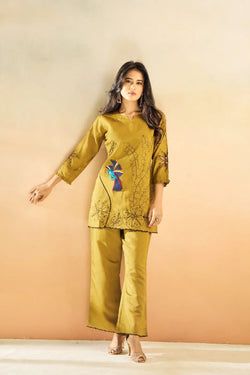 Color – Yellow