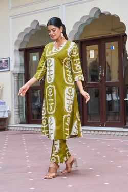 Color – Olive Green
