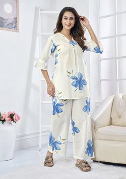 Color – White & Blue