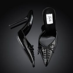 Colour – Black