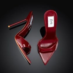 Colour – Burgundy