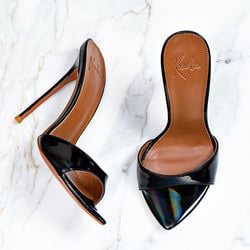 Colour – Temptress Black
