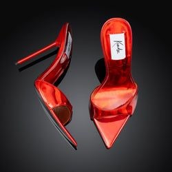 Colour – Red