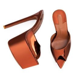 Colour – Brown