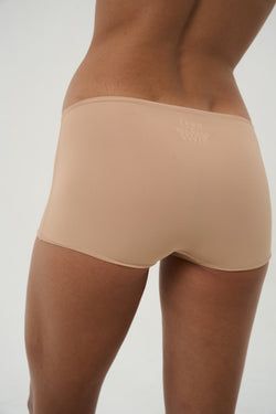 SEAMLESS SHORTS