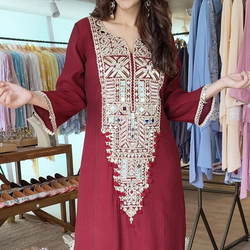 Color – Maroon
