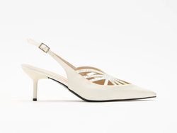 COLOR – BEIGE