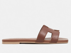 COLOR – Mavora Tan
