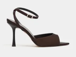 COLOR – Brown