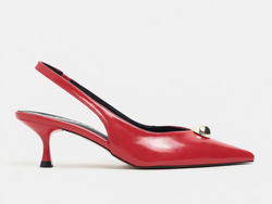 COLOR – Red
