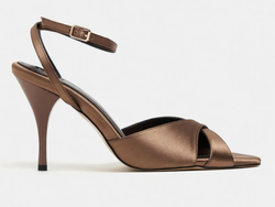 COLOR – Brown