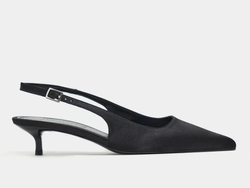 COLOR – ROVIA Black