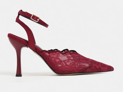 COLOR – Burgundy