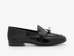 COLOR – BLACK