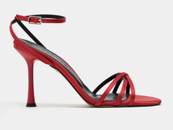 COLOR – RED
