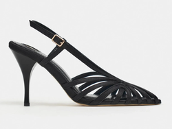 COLOR – Black