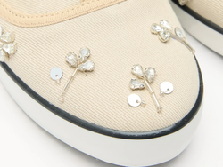 COLOR – Beige