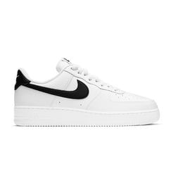 COLOUR – White/Black