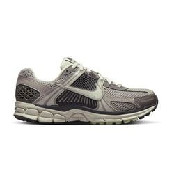 Cobblestone and Flat Pewter'