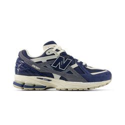 Style – NB NAVY'