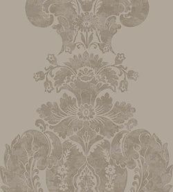 Color – Metallic Gilver on Dark Taupe