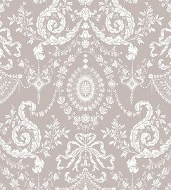 Color – Chalk on Metallic Gilver