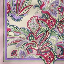 Color – foulard print