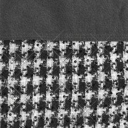 Color – houndstooth