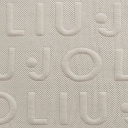 Color – cream