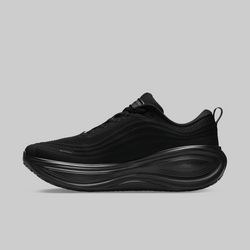 Vomero Plus QS "Triple Black"