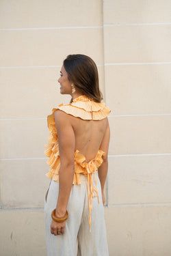 JAUNE