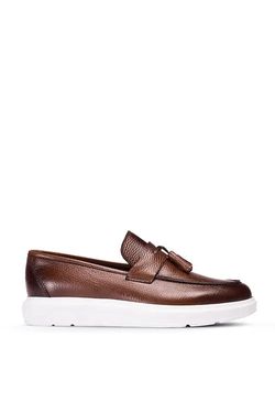 Color – Brown