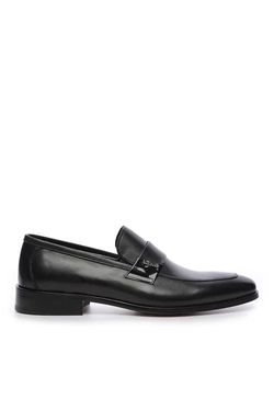 Color – Black