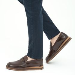 Color – Brown