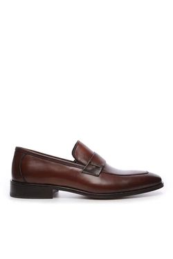 Color – Brown