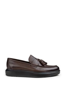 Color – Brown
