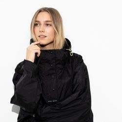 Farbe – Solid black