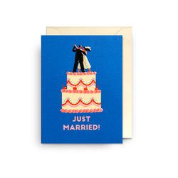 Love – JUST MARRIED