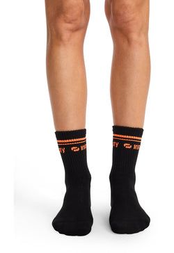Color – Black/Vivid Orange