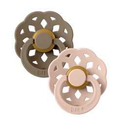 cores – dark oak | blush