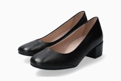 Color – Black Pump