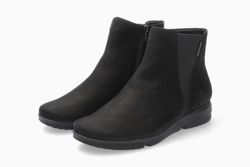 Black 6900