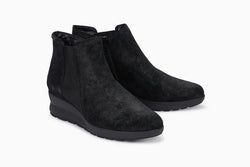 Color – Black 15900